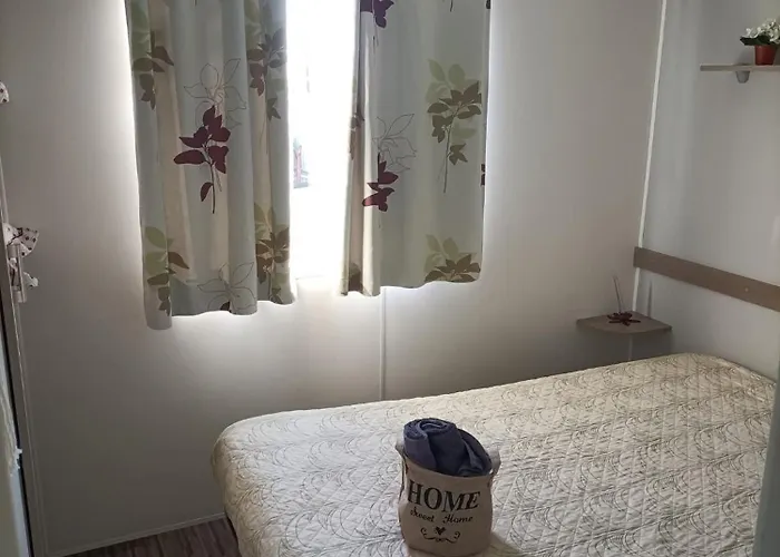 3 Bedrooms With Shared Pool 度假居 塞辛布拉