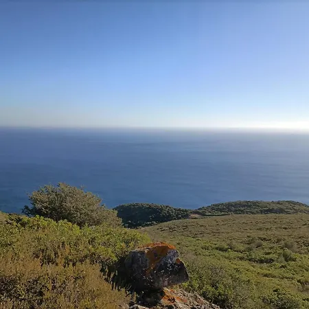 3 Bedrooms With Shared Pool Hébergement de vacances *