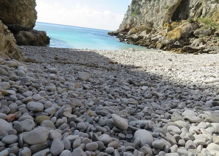 3 Bedrooms With Shared Pool Sesimbra