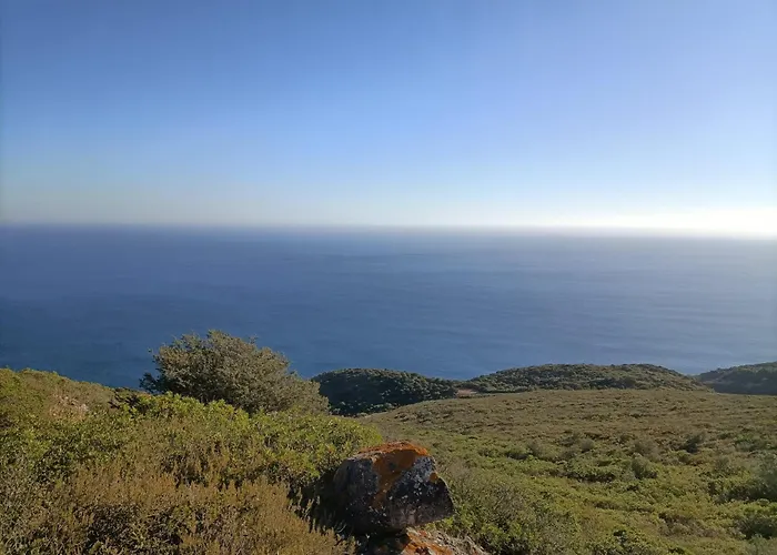 3 Bedrooms With Shared Pool Hébergement de vacances *